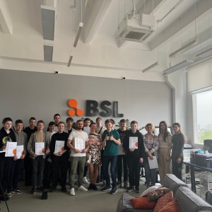Наши резиденты проходят стажировку в IT-компании BSL - Школа программирования для детей, компьютерные курсы для школьников, начинающих и подростков - KIBERone г. Полевской
